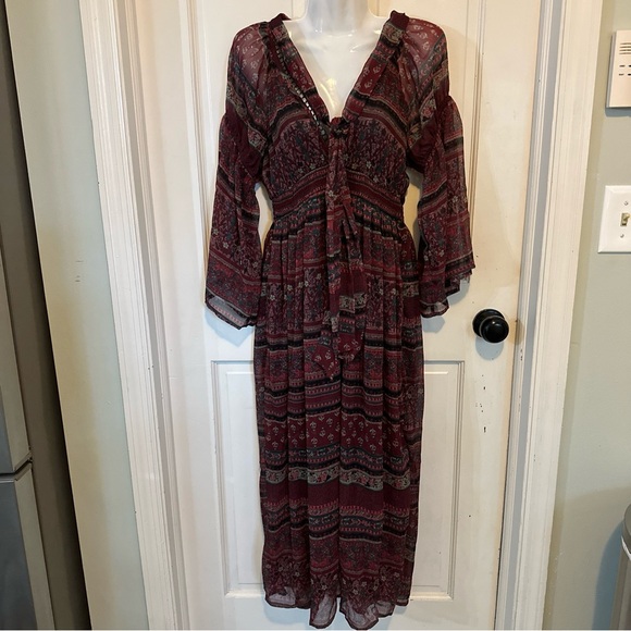 Revolve Boemo Bastille Midi Dress in Maroon Tiered Size Small NWT - Picture 2 of 14